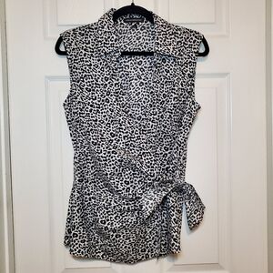 Express Design Studio wrap top Sz L NWOT